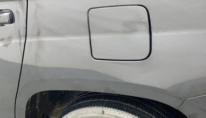 2018 Mahindra TUV 300 PLUS P8, Diesel, Manual, 83,004 km, Left quarter panel - Minor scratches
