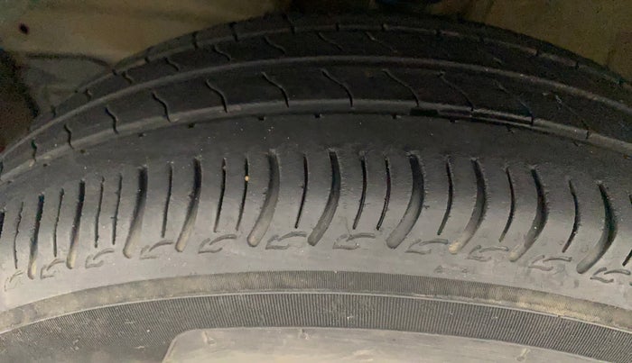 2020 Maruti S PRESSO VXI+, Petrol, Manual, 23,542 km, Left Front Tyre Tread