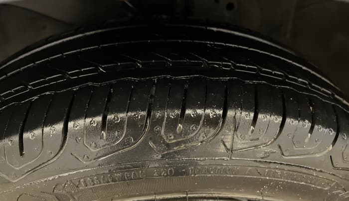 2016 Honda Amaze 1.2L I-VTEC S, Petrol, Manual, 42,327 km, Left Front Tyre Tread