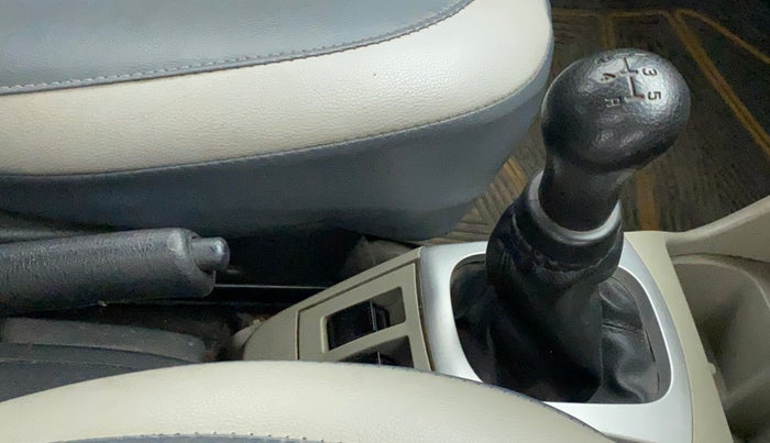 2015 Maruti Alto K10 VXI, Petrol, Manual, 38,240 km, Gear Lever