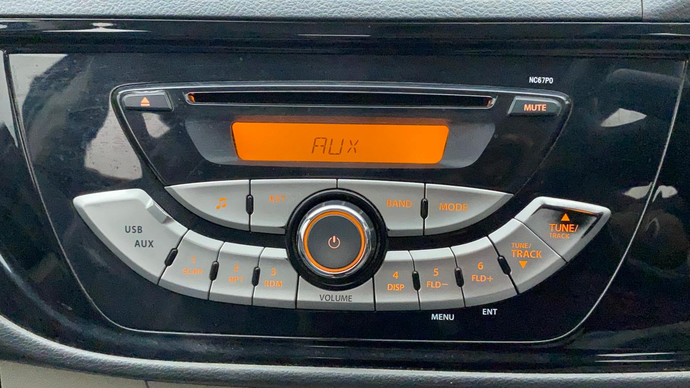 2015 Maruti Alto K10 VXI, Petrol, Manual, 38,240 km, Infotainment System