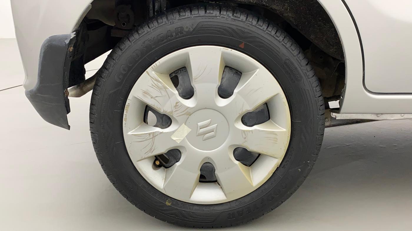 2015 Maruti Alto K10 VXI, Petrol, Manual, 38,240 km, Right Rear Wheel