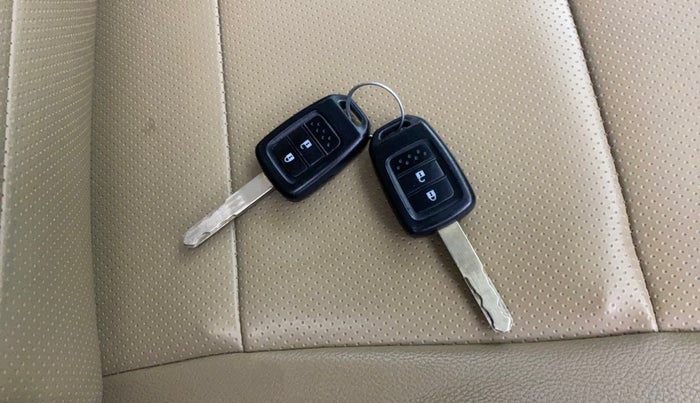 2014 Honda City 1.5L I-VTEC V MT, Petrol, Manual, 48,048 km, Key Close Up