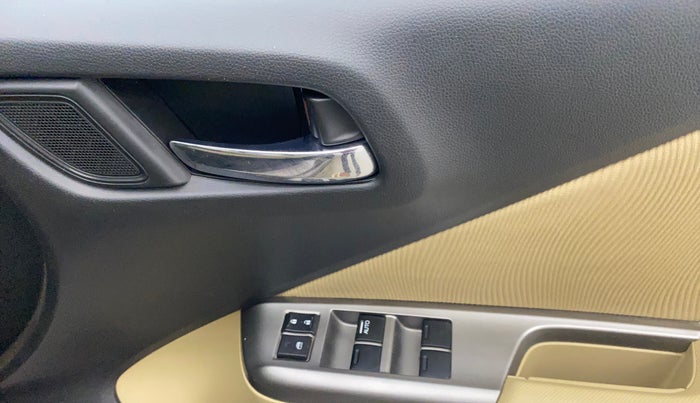 2014 Honda City 1.5L I-VTEC V MT, Petrol, Manual, 48,048 km, Driver Side Door Panels Control