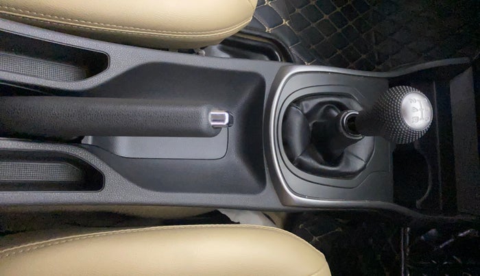 2014 Honda City 1.5L I-VTEC V MT, Petrol, Manual, 48,048 km, Gear Lever