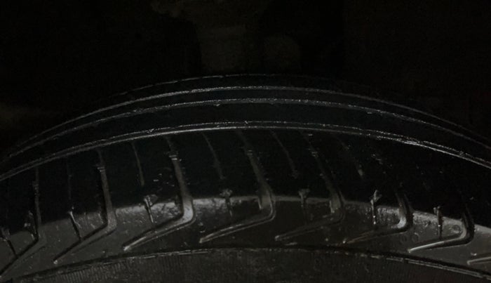 2023 Maruti New Wagon-R LXI CNG 1.0, CNG, Manual, 37,256 km, Right Front Tyre Tread