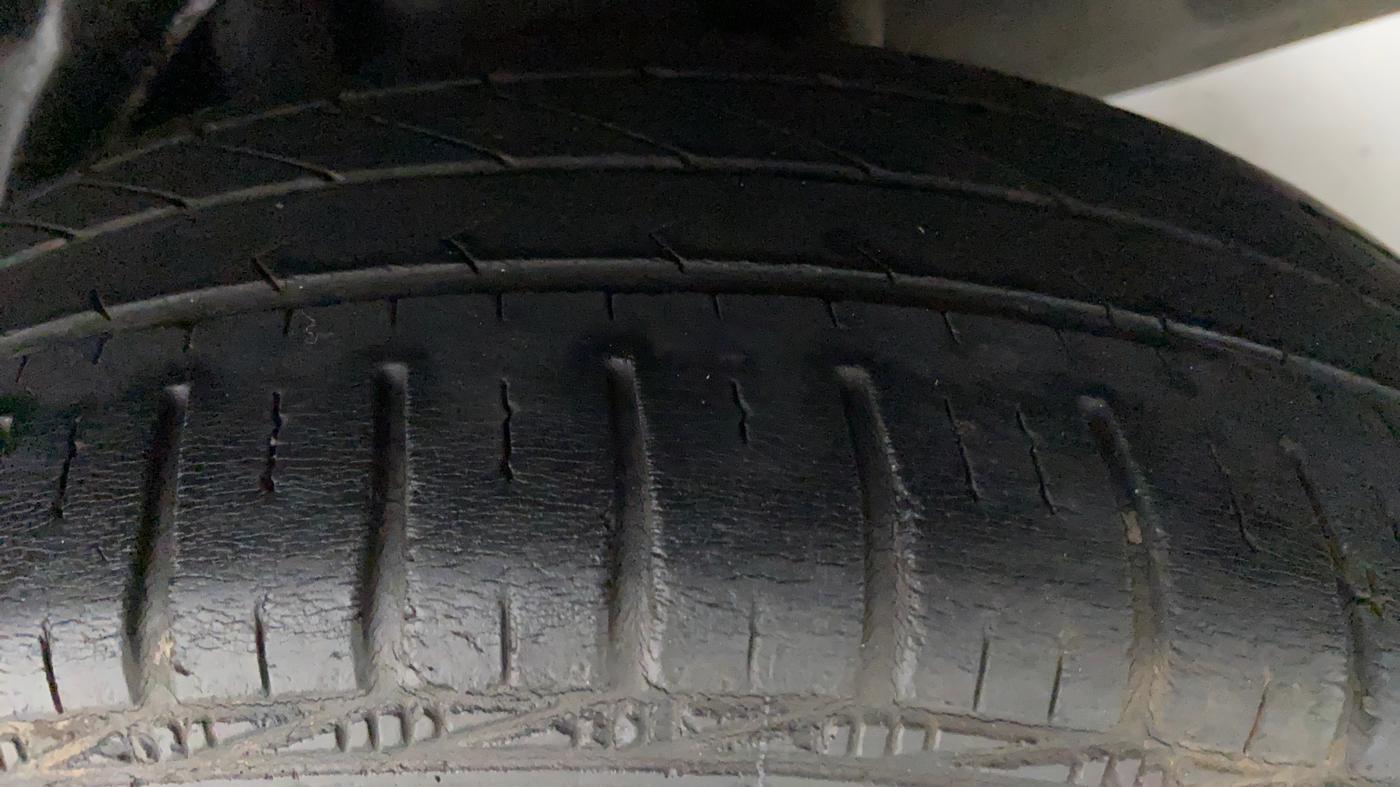 2013 Honda Amaze 1.2 SMT I VTEC, Petrol, Manual, 39,214 km, Left Rear Tyre Tread