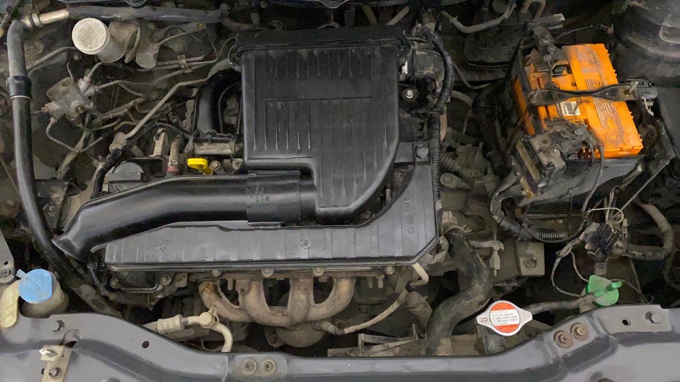 2017 Maruti Swift LXI (O), Petrol, Manual, 1,10,049 km, Engine View