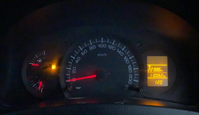 2017 Maruti Swift LXI (O), Petrol, Manual, 1,10,049 km, Odometer Image
