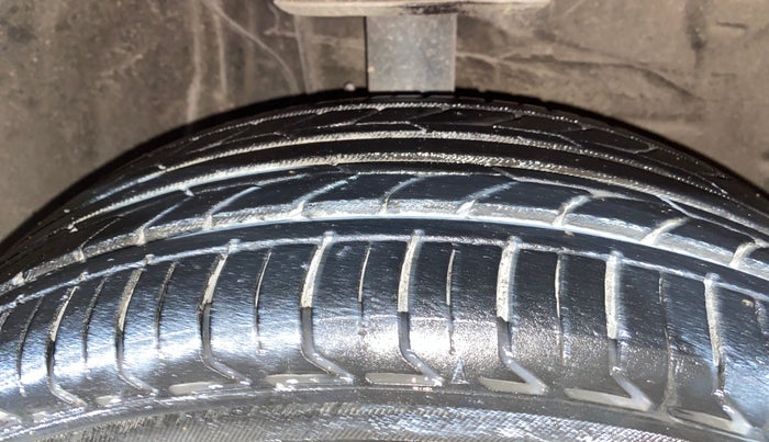 2020 Toyota YARIS VX MT, Petrol, Manual, 53,800 km, Right Front Tyre Tread