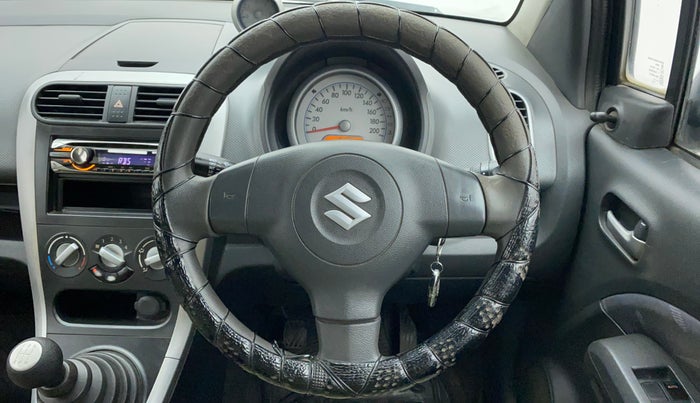 2011 Maruti Ritz VDI, Diesel, Manual, 1,14,469 km, Steering Wheel Close Up