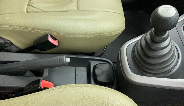 2011 Maruti Ritz VDI, Diesel, Manual, 1,14,469 km, Gear Lever