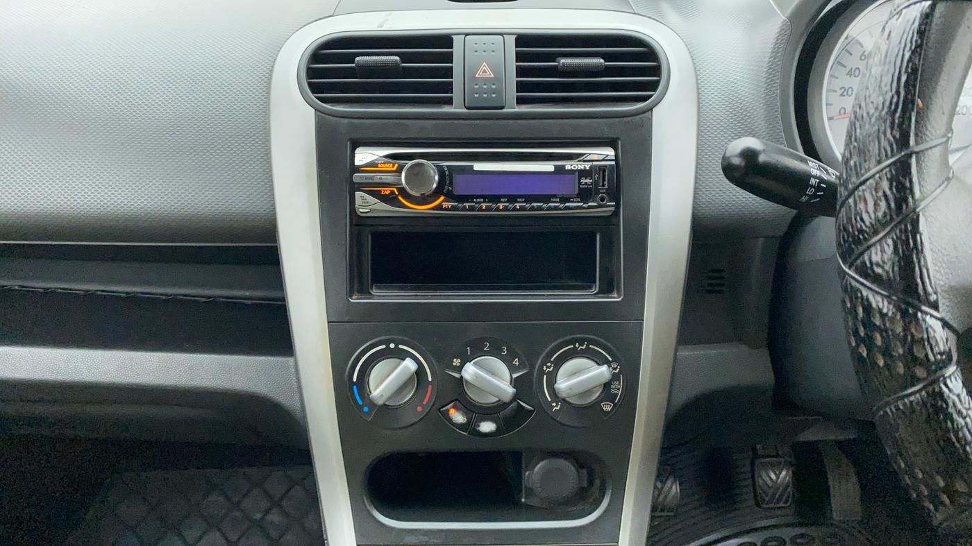 2011 Maruti Ritz VDI, Diesel, Manual, 1,14,469 km, Air Conditioner