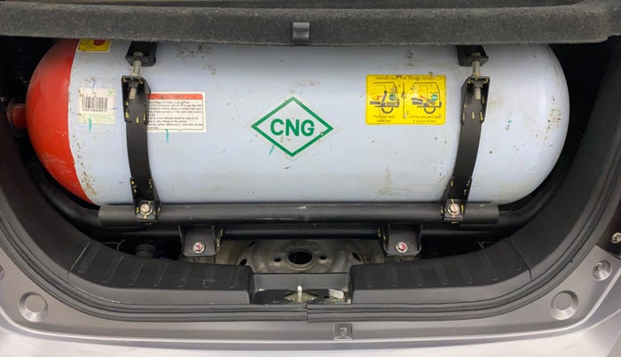 2018 Maruti Wagon R 1.0 LXI CNG, CNG, Manual, 52,746 km, Boot Inside