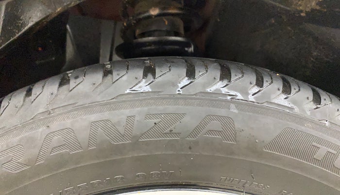 2022 Jeep Compass LIMITED (O) 2.0 DIESEL, Diesel, Manual, 57,552 km, Right Front Tyre Tread