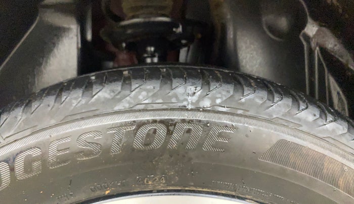 2022 Jeep Compass LIMITED (O) 2.0 DIESEL, Diesel, Manual, 57,552 km, Right Rear Tyre Tread