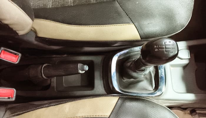 2016 Renault Kwid RXT 0.8, Petrol, Manual, 79,013 km, Gear Lever
