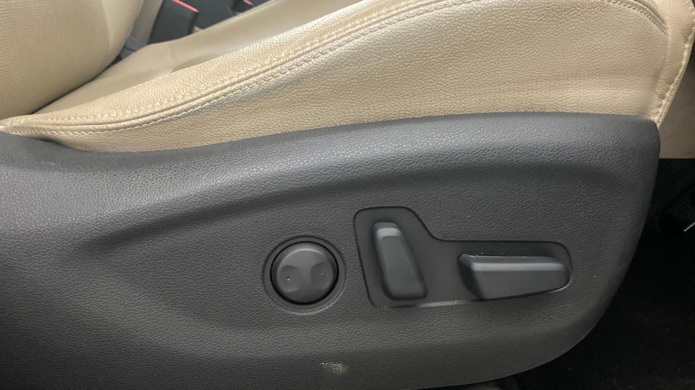 2019 Hyundai Tucson GL (O) 2WD AT PETROL, Petrol, Automatic, 46,726 km, Driver Side Adjustment Panel