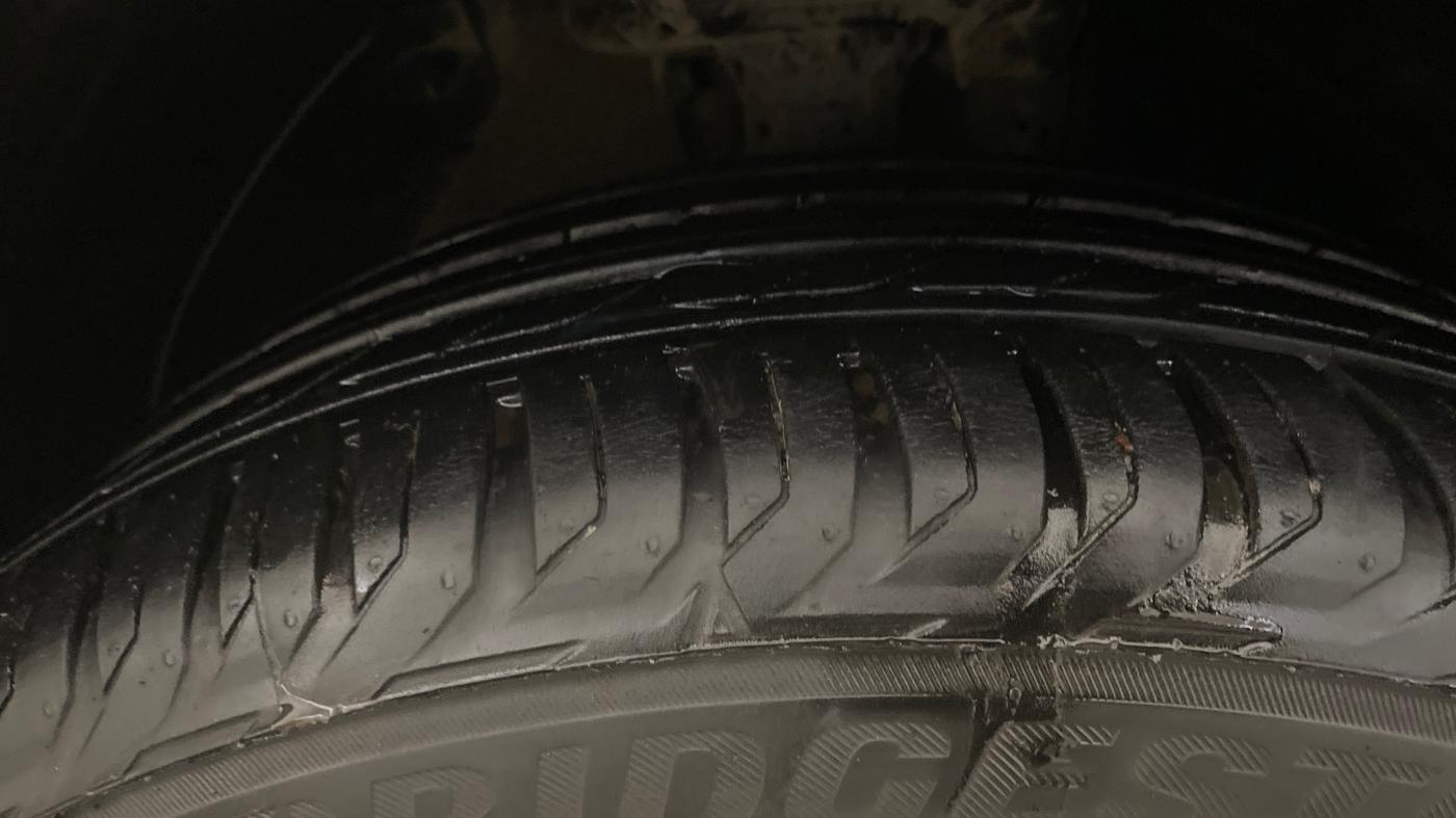 2019 Hyundai Tucson GL (O) 2WD AT PETROL, Petrol, Automatic, 46,726 km, Right Front Tyre Tread