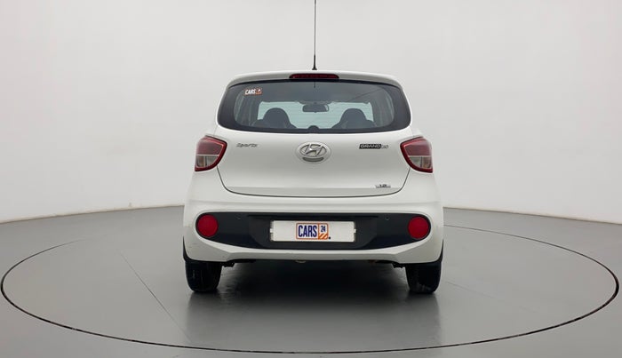 2017 Hyundai Grand i10 SPORTZ 1.2 KAPPA VTVT, Petrol, Manual, 41,236 km, Back/Rear