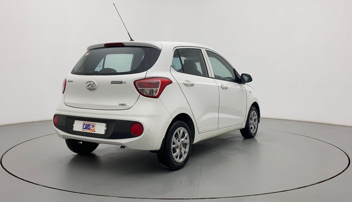 2017 Hyundai Grand i10 SPORTZ 1.2 KAPPA VTVT, Petrol, Manual, 41,236 km, Right Back Diagonal