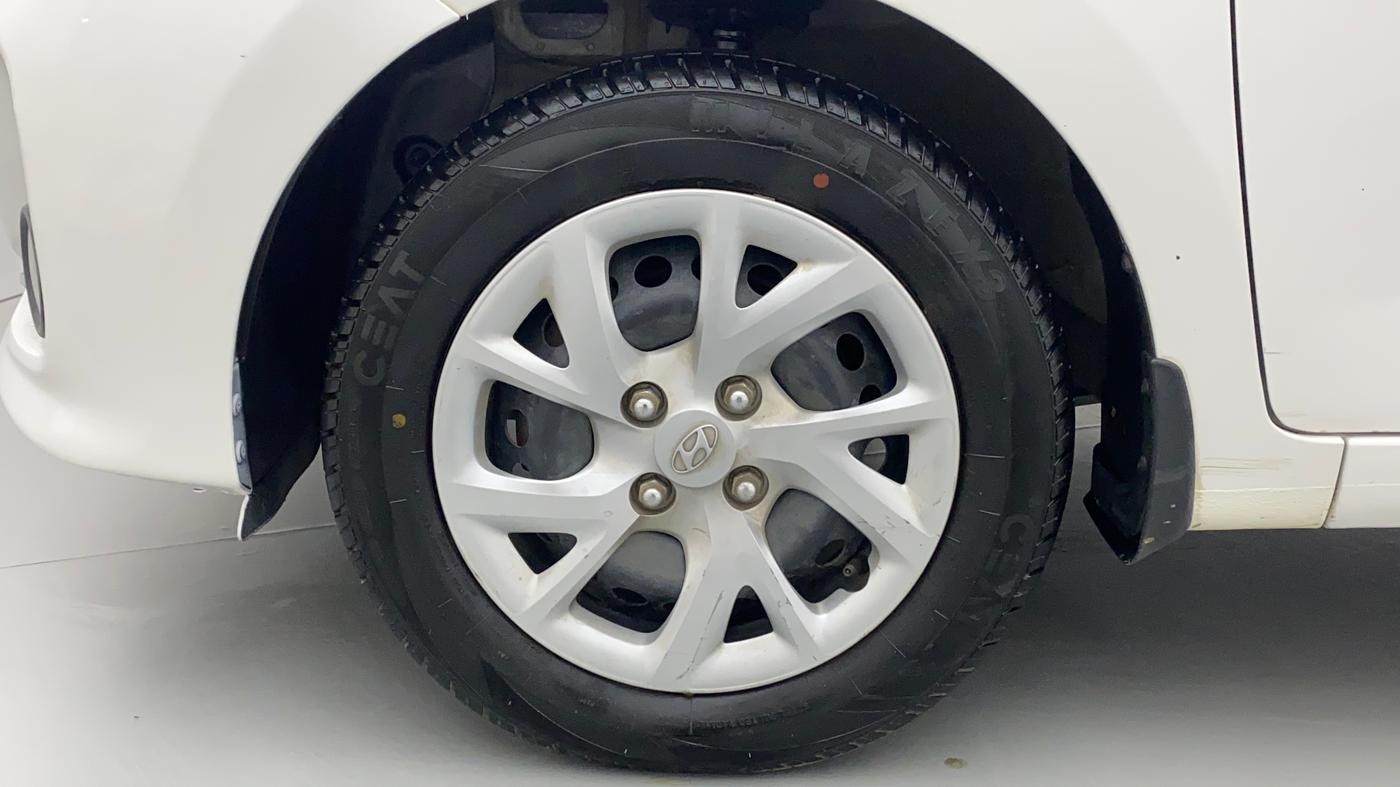 2017 Hyundai Grand i10 SPORTZ 1.2 KAPPA VTVT, Petrol, Manual, 41,236 km, Left Front Wheel