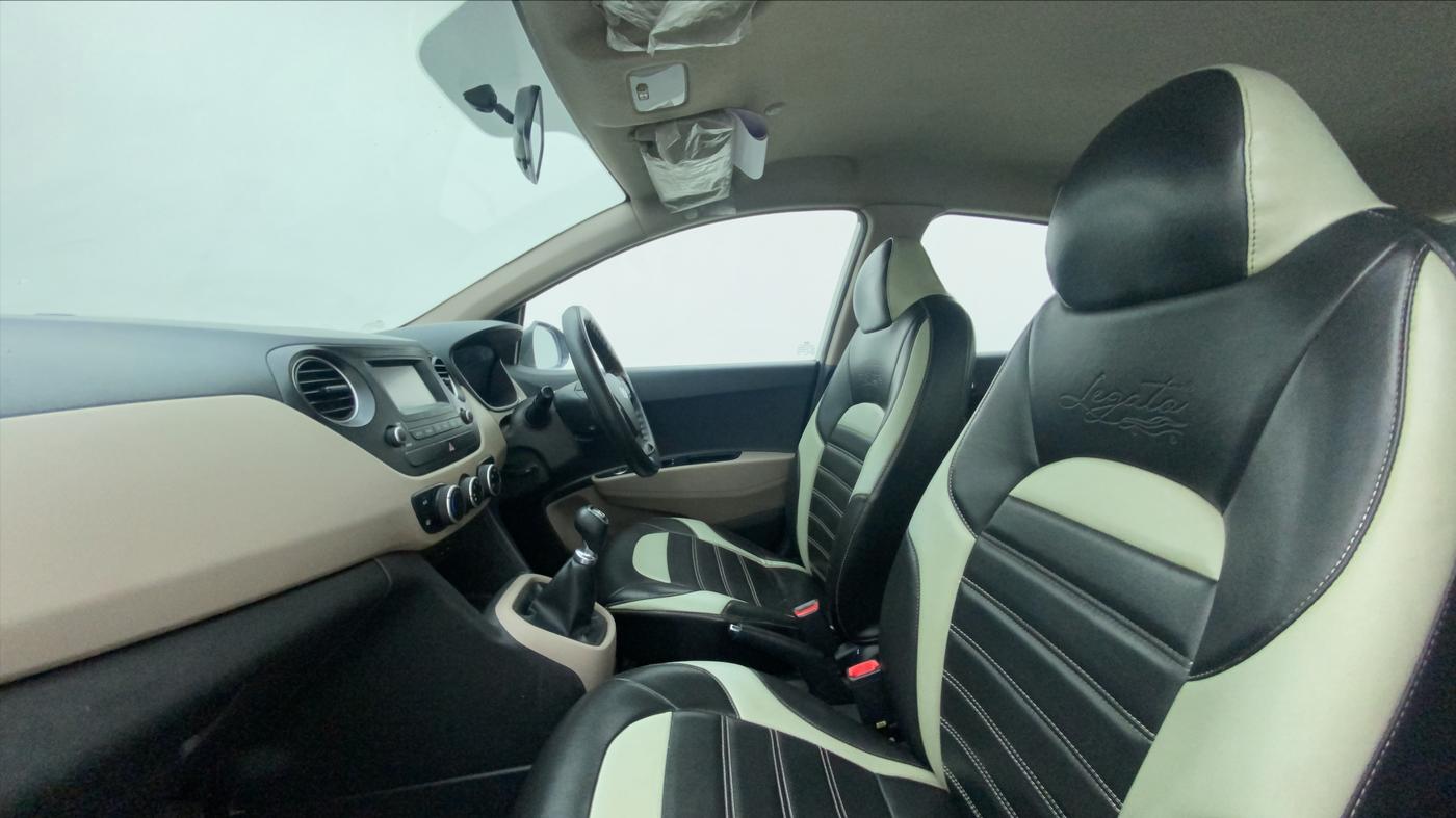 2017 Hyundai Grand i10 SPORTZ 1.2 KAPPA VTVT, Petrol, Manual, 41,236 km, Right Side Front Door Cabin