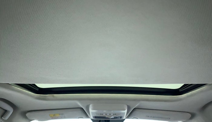 2020 Tata NEXON XZA PLUS (O) PETROL, Petrol, Automatic, 42,362 km, Moonroof/ Sunroof