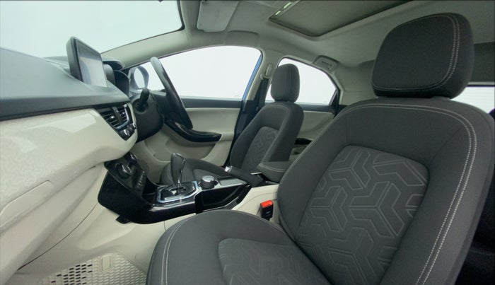 2020 Tata NEXON XZA PLUS (O) PETROL, Petrol, Automatic, 42,362 km, Right Side Front Door Cabin