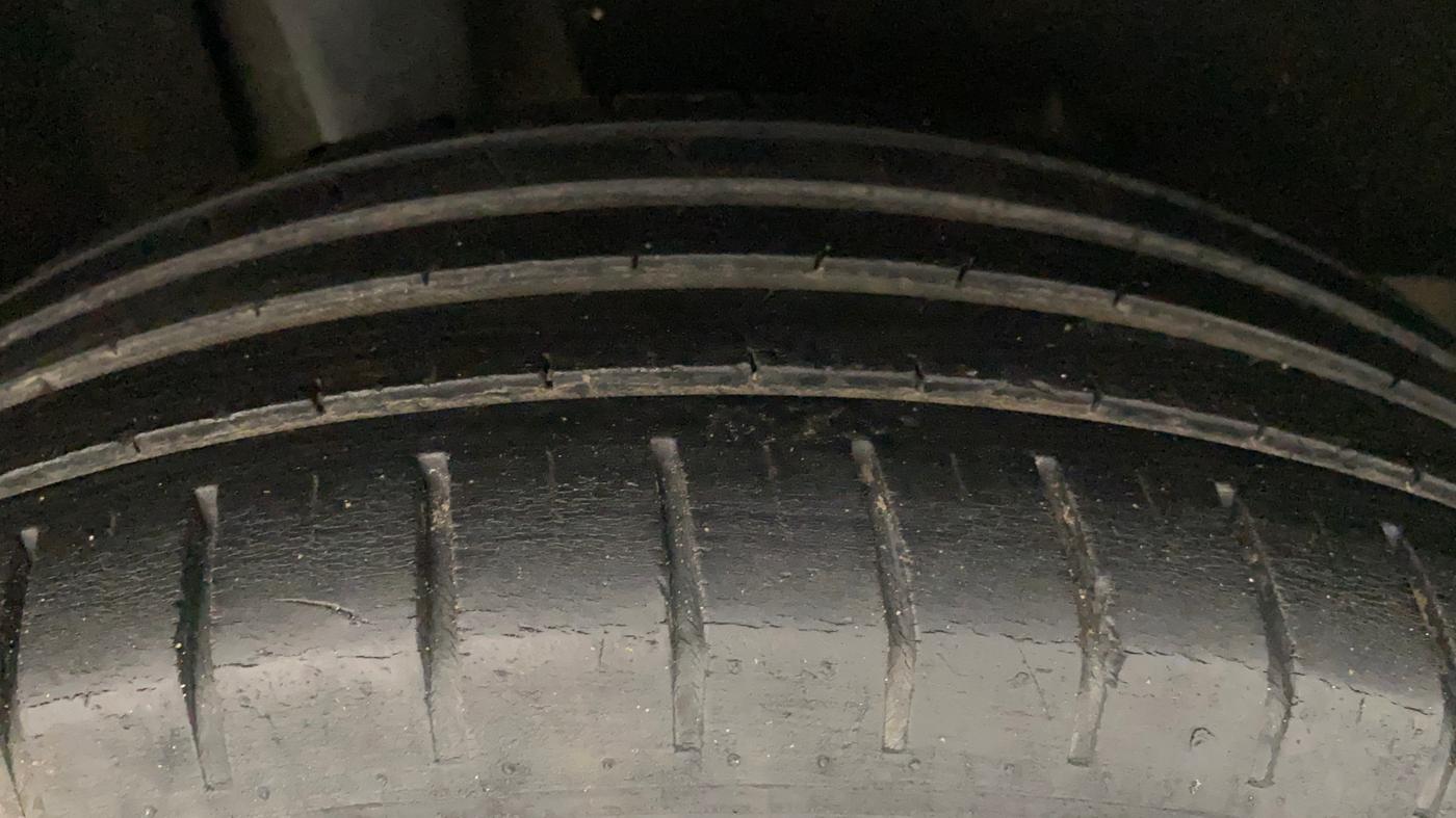 2019 Maruti Baleno ZETA PETROL 1.2, Petrol, Manual, 59,228 km, Right Rear Tyre Tread