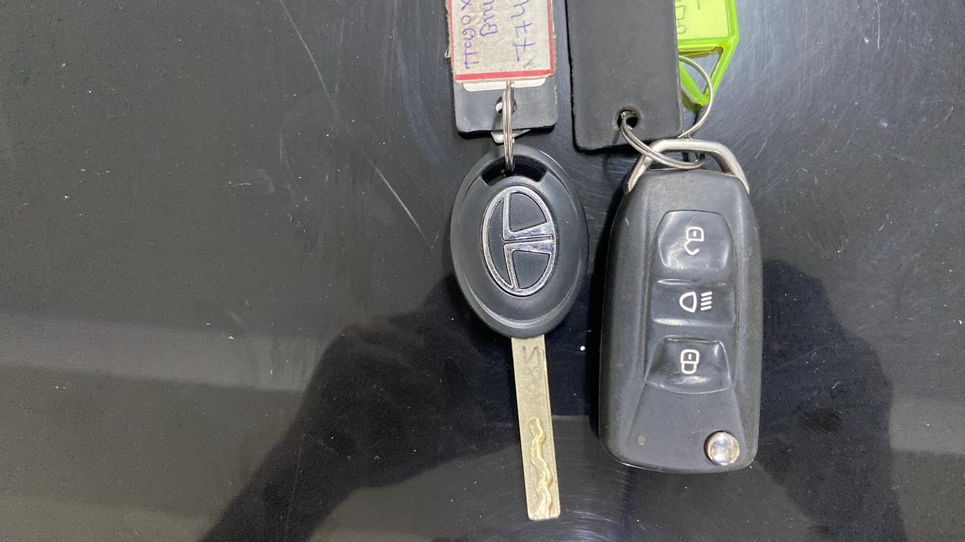 2022 Tata Tiago XZ PLUS CNG, CNG, Manual, 30,672 km, Key Close Up