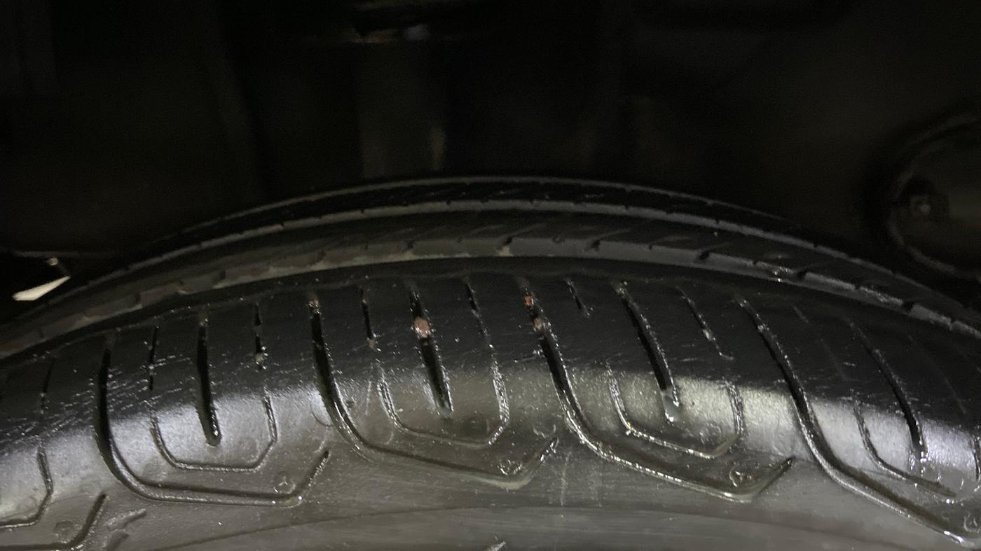 2022 Tata Tiago XZ PLUS CNG, CNG, Manual, 30,672 km, Right Rear Tyre Tread
