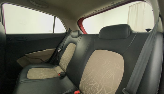 2017 Hyundai Grand i10 MAGNA 1.2 KAPPA VTVT, Petrol, Manual, 33,218 km, Right Side Rear Door Cabin