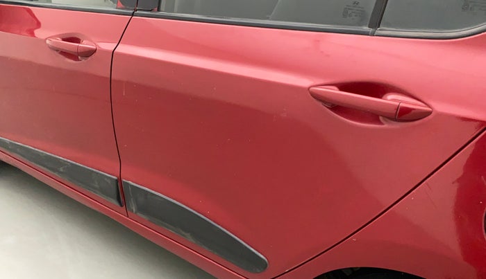 2017 Hyundai Grand i10 MAGNA 1.2 KAPPA VTVT, Petrol, Manual, 33,218 km, Rear left door - Paint has faded