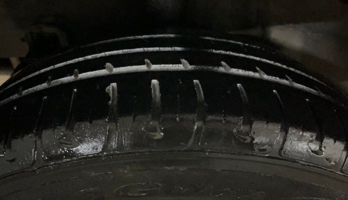 2019 Hyundai Grand i10 SPORTZ 1.2 KAPPA VTVT, Petrol, Manual, 31,104 km, Right Rear Tyre Tread