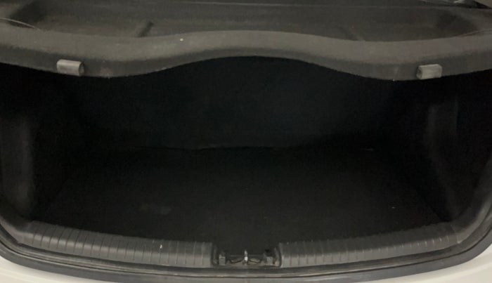 2019 Hyundai Grand i10 SPORTZ 1.2 KAPPA VTVT, Petrol, Manual, 31,104 km, Boot Inside