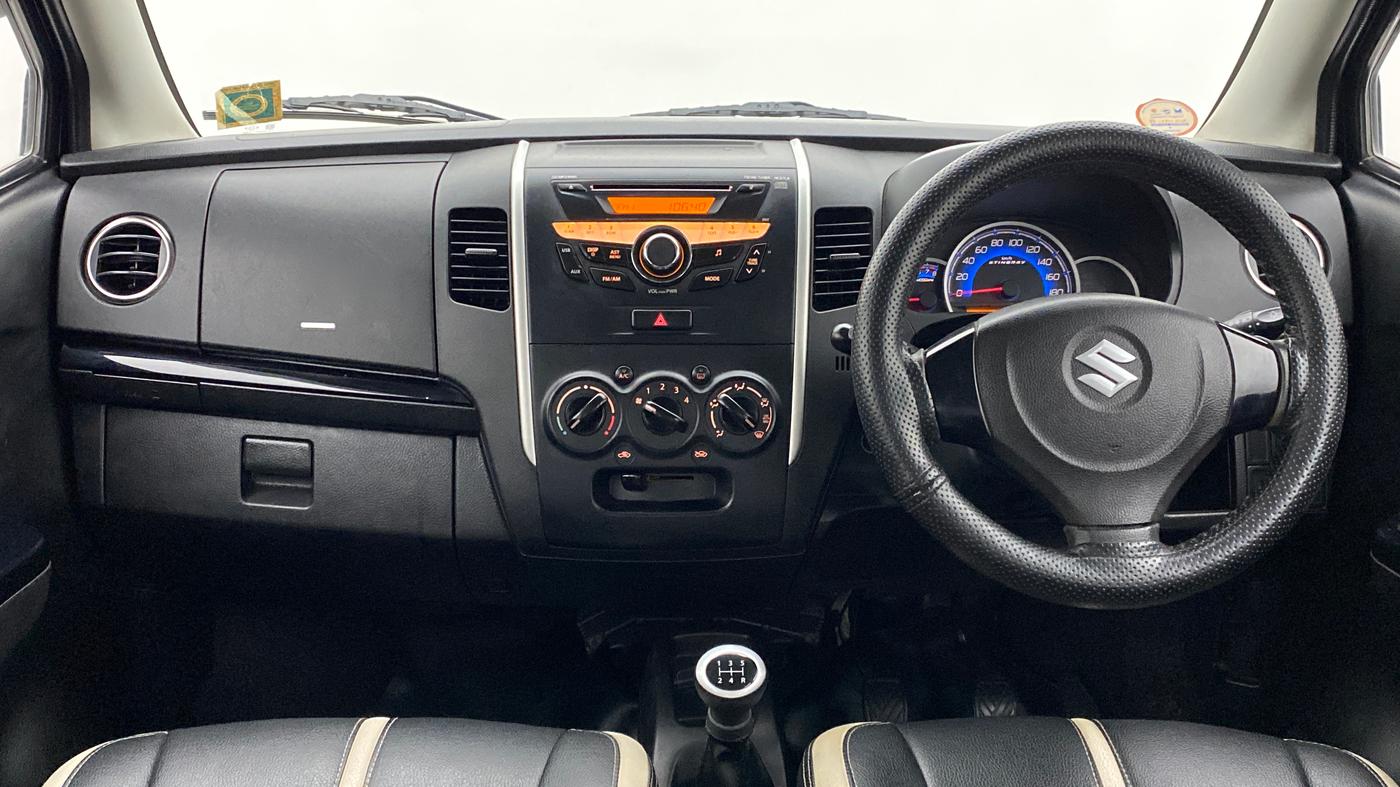 2014 Maruti Wagon R Stingray VXI, Petrol, Manual, 65,843 km, Dashboard