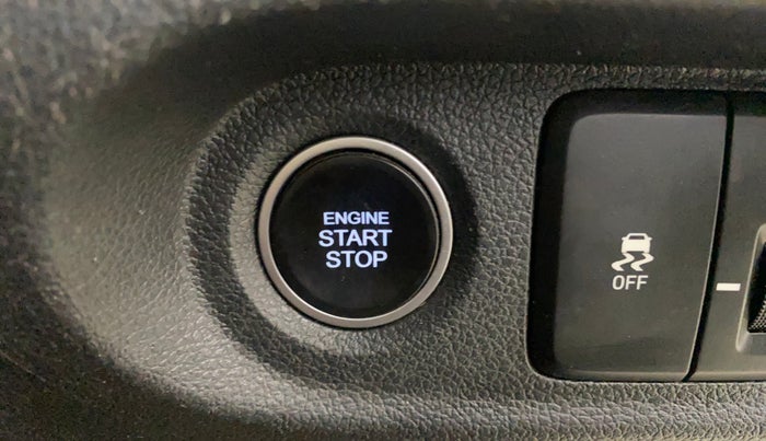 2021 Hyundai ALCAZAR PLATINUM (O) 6STR 2.0 AT, Petrol, Automatic, 79,345 km, Keyless Start/ Stop Button