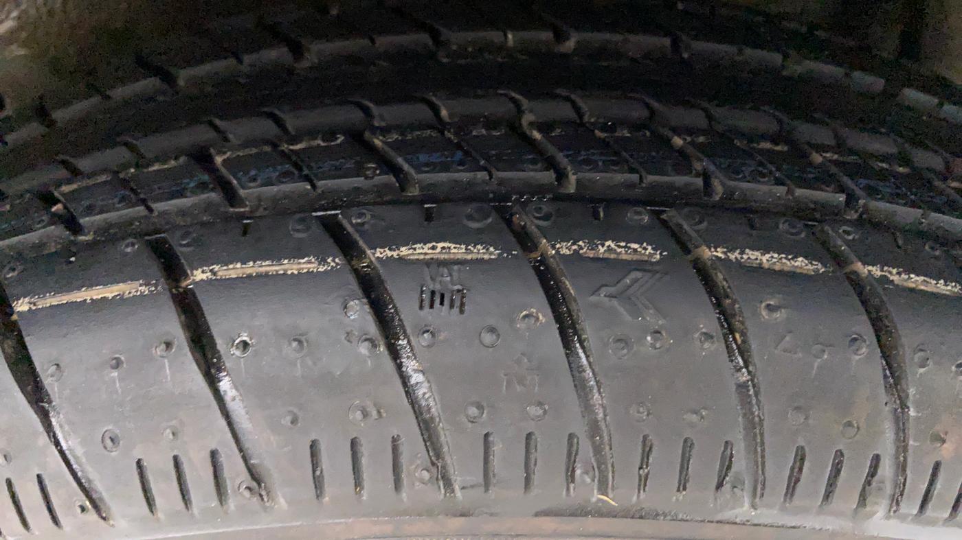2014 Maruti Celerio VXI AGS, Petrol, Automatic, 47,367 km, Left Rear Tyre Tread