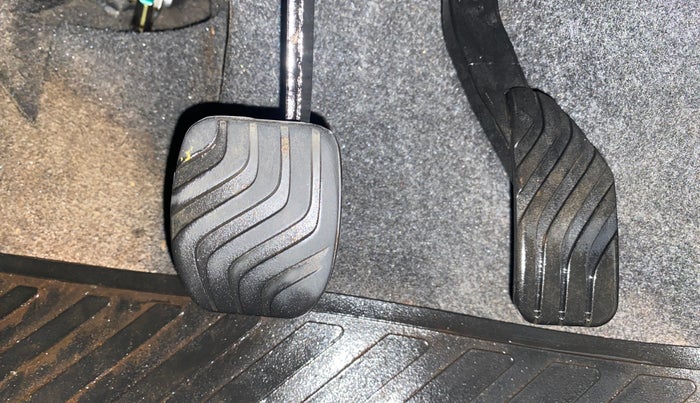 2020 Renault Kwid CLIMBER 1.0 AMT (O), Petrol, Automatic, 11,828 km, Pedals