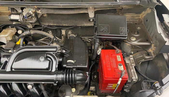 2020 Renault Kwid CLIMBER 1.0 AMT (O), Petrol, Automatic, 11,828 km, Engine View - Left