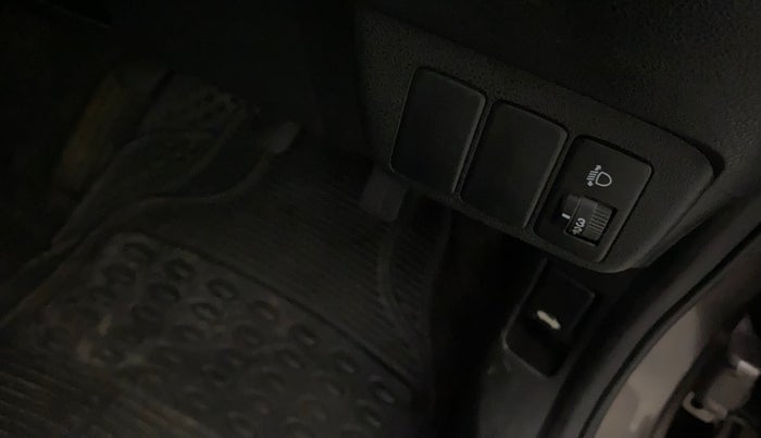 2012 Honda Jazz 1.2L I-VTEC SELECT, Petrol, Manual, 61,688 km, Dashboard - Headlight height adjustment not working