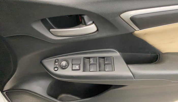 2017 Honda Jazz 1.2L I-VTEC V, Petrol, Manual, 90,401 km, Driver Side Door Panels Control