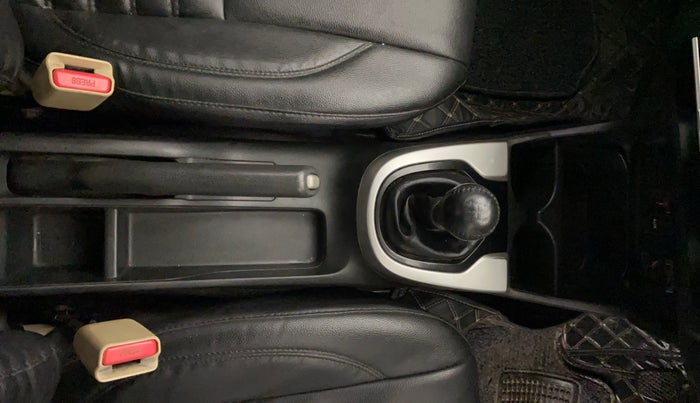 2017 Honda Jazz 1.2L I-VTEC V, Petrol, Manual, 90,401 km, Gear Lever