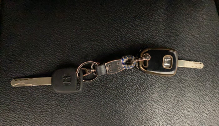 2017 Honda Jazz 1.2L I-VTEC V, Petrol, Manual, 90,401 km, Key Close Up