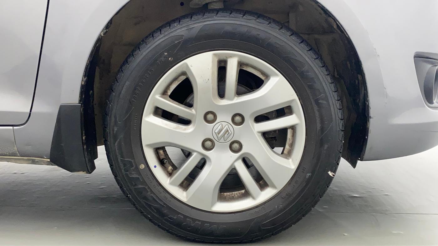 2014 Maruti Swift Dzire ZXI 1.2 BS IV, Petrol, Manual, 46,500 km, Right Front Wheel