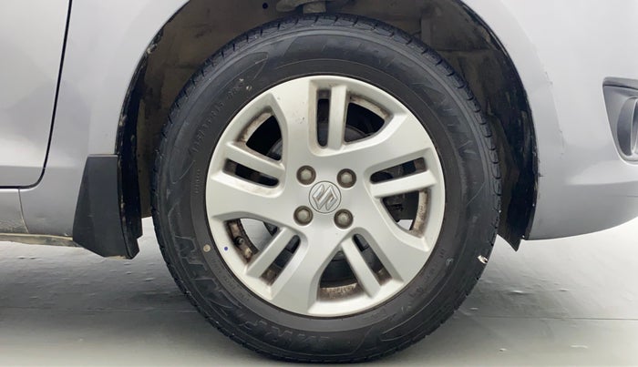 2014 Maruti Swift Dzire ZXI 1.2 BS IV, Petrol, Manual, 46,500 km, Right Front Wheel