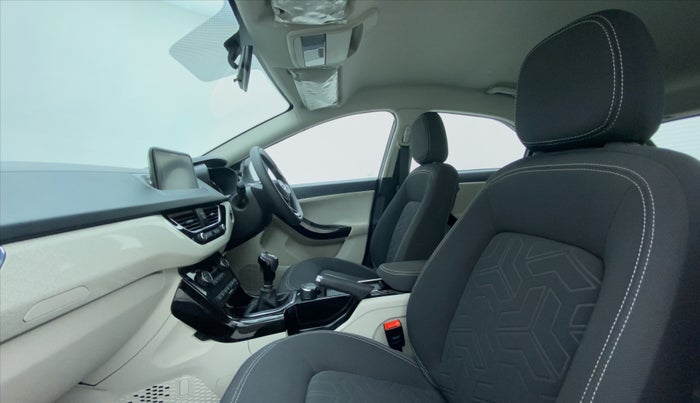 2020 Tata NEXON XZ+ 1.2, Petrol, Manual, 10,381 km, Right Side Front Door Cabin