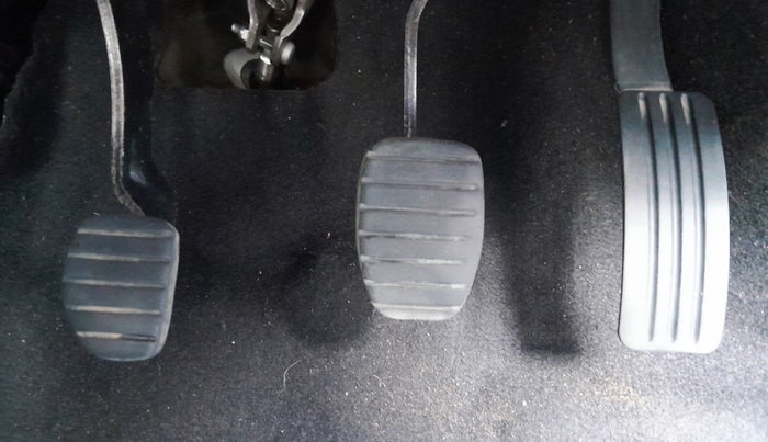 2015 Renault Duster 110 PS RXZ DIESEL, Diesel, Manual, 69,895 km, Pedals