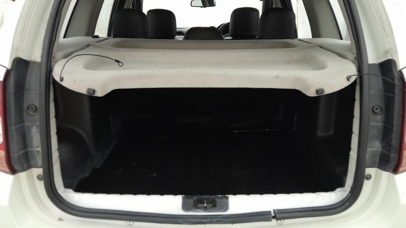 2015 Renault Duster 110 PS RXZ DIESEL, Diesel, Manual, 69,920 km, Boot Inside